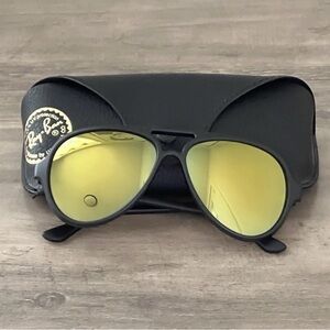 Authentic Ray-Ban Aviator Sunglasses Cats 5000 RB/Mirror Gold